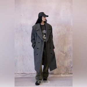 Vtg Women's Ashley Scott Grey Tweed 100% Wool
Long Jacket w Notched Lapel